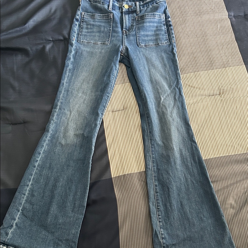 Women’s express Blue Flared Jeans - Classic Mid Wash